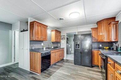 010_1020 Pearson St