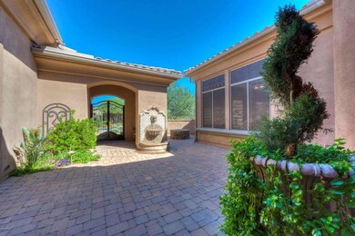 001_Front Interior Courtyard