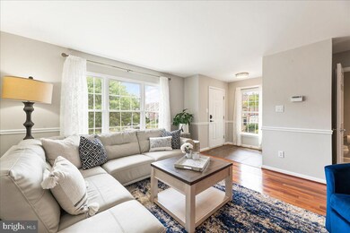 46340 Sheel Terrace, Sterling, VA 20165 - photo 7