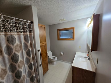 402 W 21st St, Hays, KS 67601 - photo 7