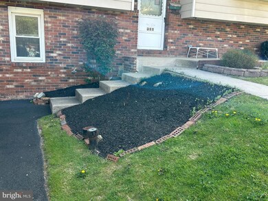 351 Delaware Ave, Langhorne, PA 19047 - photo 5