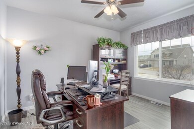 Den/office