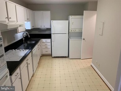 The Rotonda unit 510, McLean, VA 22102 - photo 5