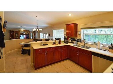 6538 NW 113th Place, Doral, FL 33178 - photo 5