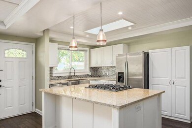 2747 Cryodon Blvd W, Columbus, OH 43232 - photo 6