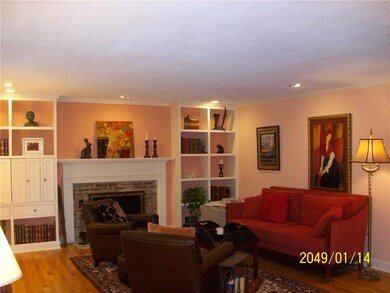 Additional view of the living room...