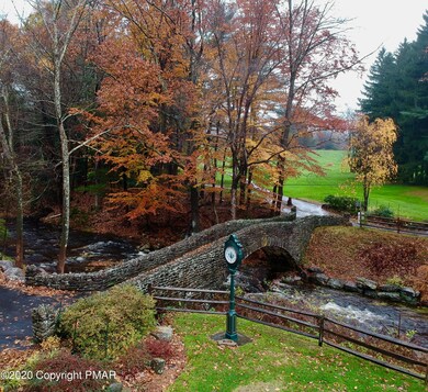 372 Goldenrod Ln, Cresco, PA 18326 - photo 6