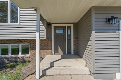 1403 12th St N, Wahpeton, ND 58075 - photo 2