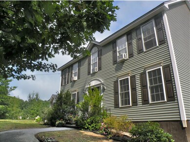 41 Garlan Ln, Hooksett, NH 03106 - photo 2