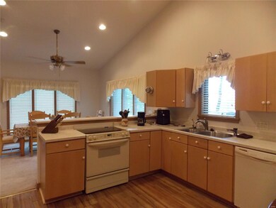 1025 Mars Ln, Poplar Bluff, MO 63901 - photo 3