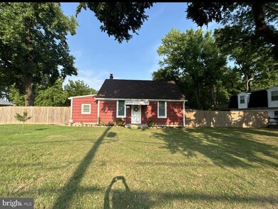 2235 Lincoln Ave, Sparrows Point, MD 21219 - photo 2