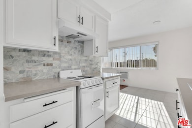 7228 Allott Ave unit 6, Los Angeles, CA 91405 - photo 5