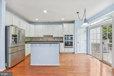 41906 Cinnabar Square, Stone Ridge, VA 20105 - photo 6