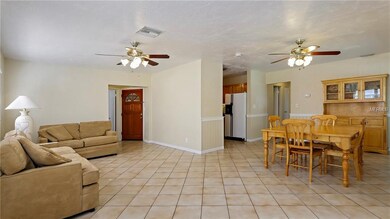 Living room/dining room combo