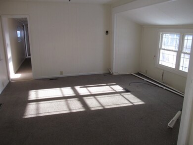 16 Lower Landing Mhp Park, Charlestown, NH 03603 - photo 6