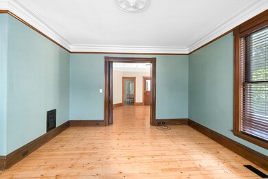 79 Douglas St, Uxbridge, MA 01569 - photo 2