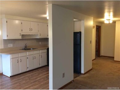 Kitchen. Open floorplan from kitchen to living roo