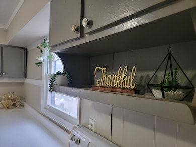 331 Lilleston Ave, Paris, KY 40361 - photo 7