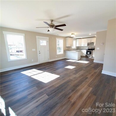 228 Boyd St, Statesville, NC 28677 - photo 4