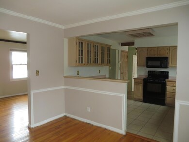 1678 Peardale Rd N, Columbus, OH 43229 - photo 5