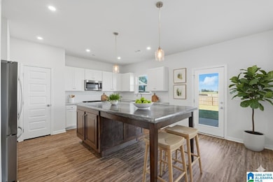 300 Partheway St, Decatur, AL 35603 - photo 3