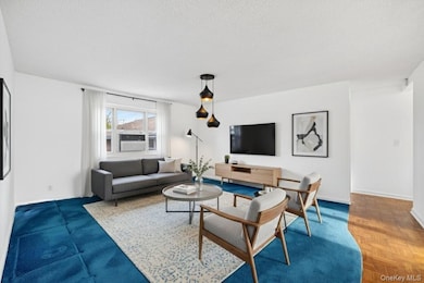 10 Dehaven Dr unit 2D, Yonkers, NY 10703 - photo 2