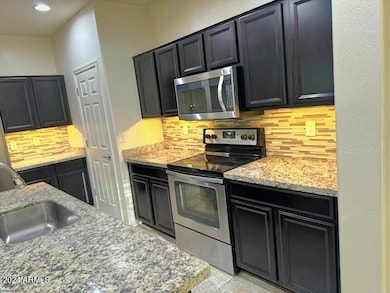 1026 N 169th Ave, Goodyear, AZ 85338 - photo 6