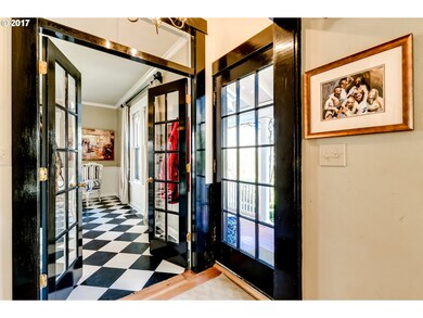Entrance/Foyer
