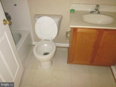 9509 Branchleigh Rd, Randallstown, MD 21133 - photo 2