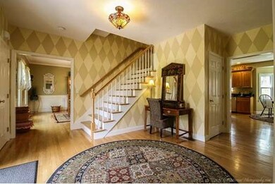 10 Birch Tree Dr, Georgetown, MA 01833 - photo 4