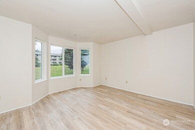 10 E Casino Rd unit B10, Everett, WA 98208 - photo 4