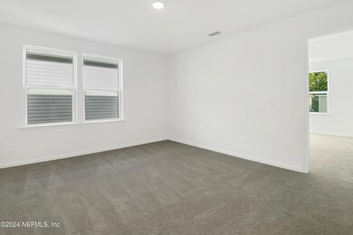 6014 Crossroads Station Dr, Jacksonville, FL 32205 - photo 7