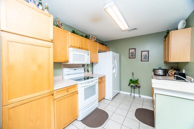 3079 Maple Leaf Dr (12 of 28)