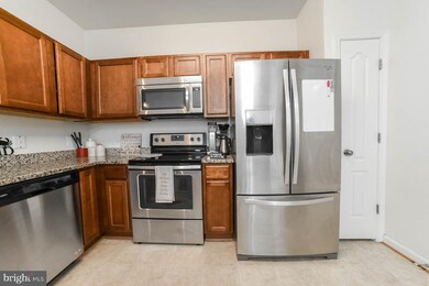 23530 F D R Blvd unit 306, California, MD 20619 - photo 7