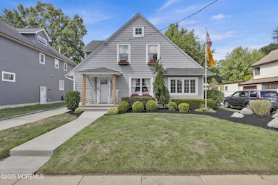 10 Carpenter St, Red Bank, NJ 07701 - photo 2