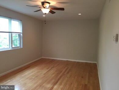 2904 Peyton Randolph Dr unit 201, Falls Church, VA 22044 - photo 2