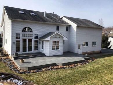 120 Maria Blvd, Archbald, PA 18403 - photo 2