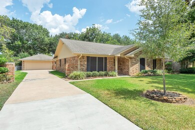 1811 Huisache Dr, Richmond, TX 77469 - photo 2