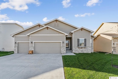 4422 S 213th St, Omaha, NE 68022 - photo 2