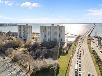 Windward Towers unit 15A, Newport News, VA 23607 - photo 5