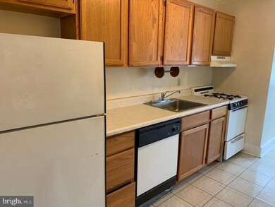 8 Commonwealth Ave unit 10A, Claymont, DE 19703 - photo 3