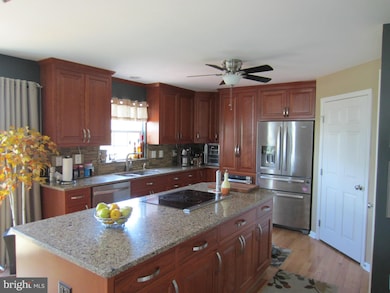 332 Devon Dr, Chestertown, MD 21620 - photo 2