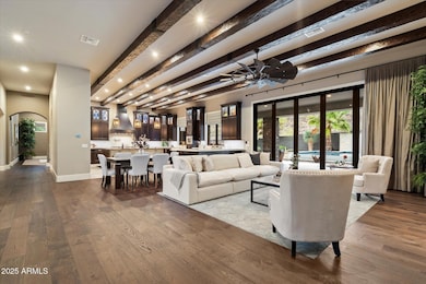 Bright & Open Floor Plan