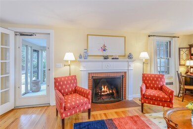 62 Meshanticut Valley Pkwy, Cranston, RI 02920 - photo 6