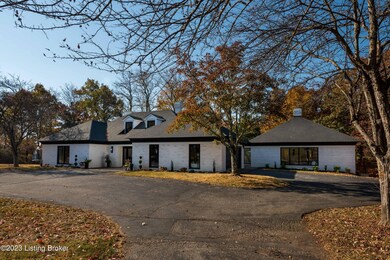 3008 Chalet Dr, Floyds Knobs, IN 47119 - photo 2