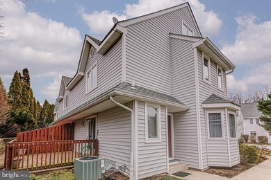 146 W Thomas Ct, Kennett Square, PA 19348 - photo 2