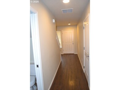 744 NW 3rd Ave, Canby, OR 97013 - photo 5