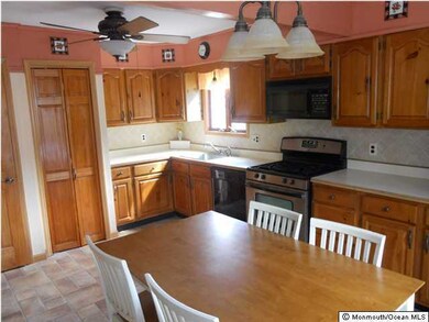 10 Hialeah Ave, Middletown, NJ 07748 - photo 7