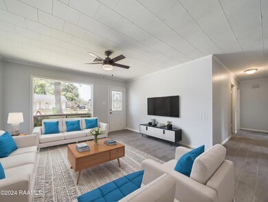Virtual Staging AI - CAM02218G0-PR0070-S