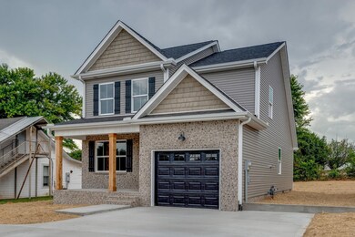 807 N Charlotte St, Dickson, TN 37055 - photo 3